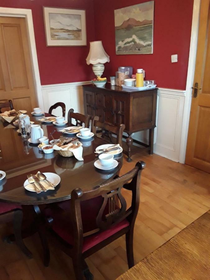 Fuchsia House Bed And Breakfast Connemara Renvyle Ngoại thất bức ảnh