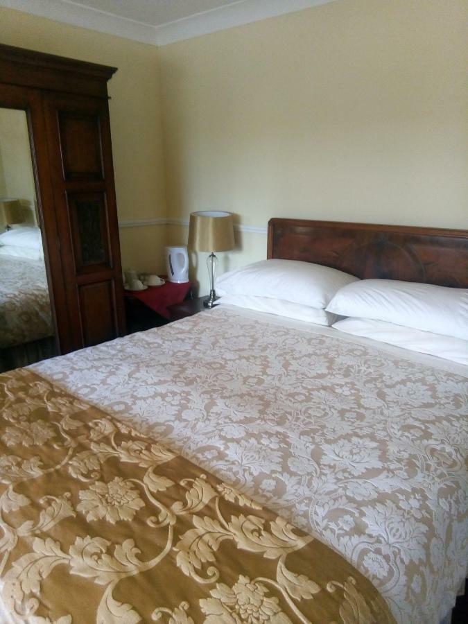 Fuchsia House Bed And Breakfast Connemara Renvyle Ngoại thất bức ảnh